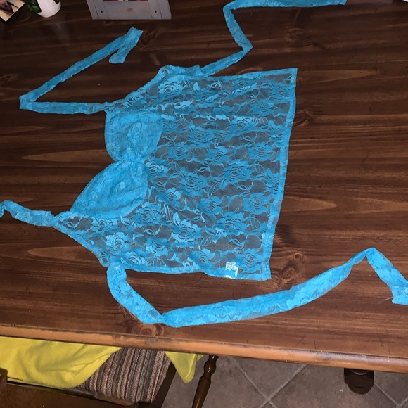 Lace trim Cami top. - Picture 2 of 6